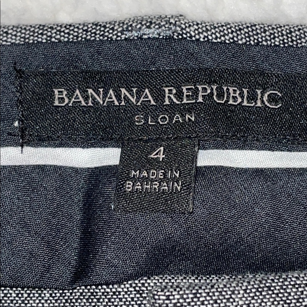 Banana Republic Sloan Charcoal & Black Dress Pants. Skinny. Low Rise. Size 4 - Picture 4 of 12